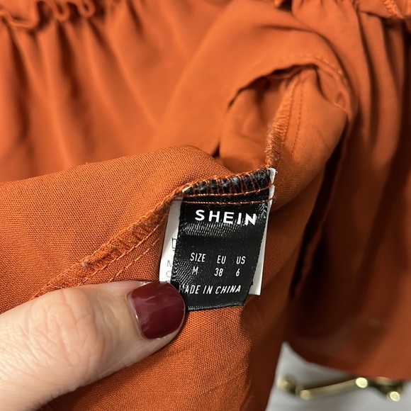 Blouse Size M - Picture 2 of 3